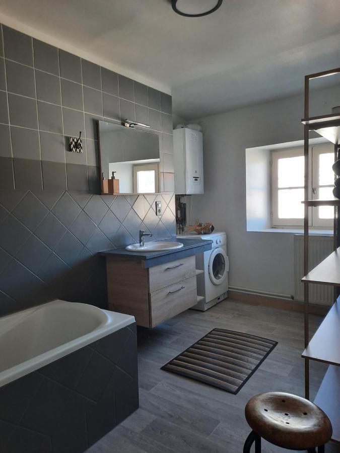 Duplex Place Du Marche Saint-Jean-dʼAngély Kültér fotó