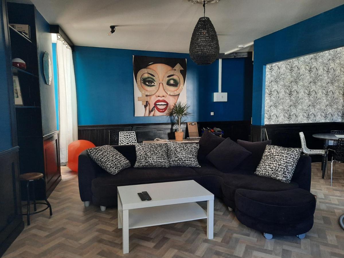 Duplex Place Du Marche Saint-Jean-dʼAngély Kültér fotó